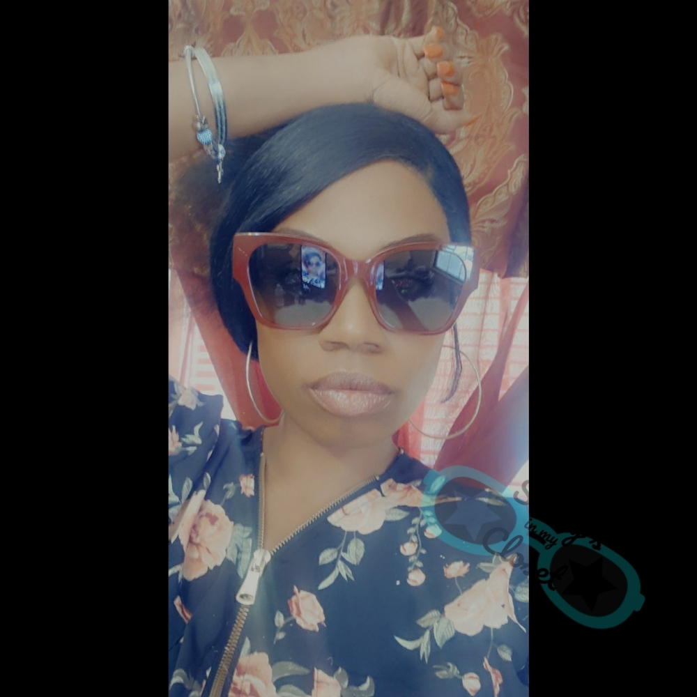 Dior 30 Montaigne1 Sunglasses 😎 Adorable 😍❤️